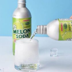 Thùng nước ngọt Soda Nhật Sangaria Melon Soda vị dưa lưới 500ml x24 chai 12 nuoc ngot soda nhat sangaria melon soda vi dua luoi 500ml ka