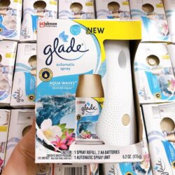 set may xit thom phong tu dong glade chay pin 1 chai tinh dau aqua waves kf