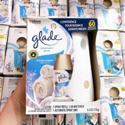 Set máy xịt thơm phòng tự động Glade chạy pin + 1 chai tinh dầu (Clean Linen) 11 set may xit thom phong tu dong glade chay pin 1 chai tinh dau clean linen kc