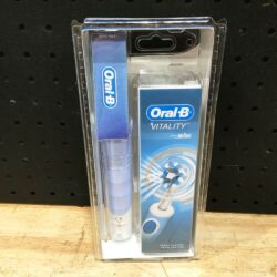 Bàn chải đánh răng sạc điện Oral-B Vitality Sensitive Clean kèm đầu thay 16 ban chai danh rang sac dien oral b vitality sensitive clean kem dau thay kd
