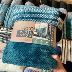 Chăn (mền) Eco Plush Throw 152 x 177cm (Xanh lá) 7 chan men eco plush throw 152 x 177cm xanh la ka