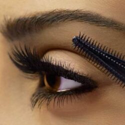 Mascara làm dài và tơi mi Maybelline Lash Sensational Luscious (701- Blackest Black) 8 mascara lam dai va toi mi maybelline lash sensational luscious 701 blackest black kc