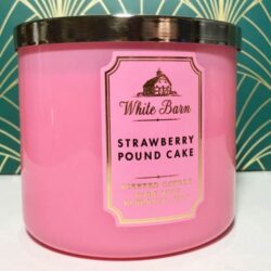 Nến thơm 3 tim Bath & Body Works White Barn Strawberry Pound Cake 411g 9 nen thom 3 tim bath body works white barn strawberry pound cake 411g ka