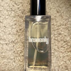 Xịt thơm Victoria’s Secret Heavenly Fragrance Mist 75ml 6 xit thom victorias secret heavenly fragrance mist 75ml kc