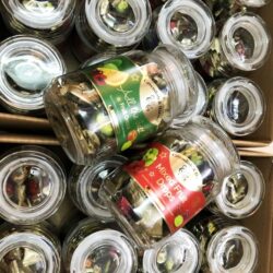 Kẹo trái cây Cavendish & Harvey Mixed Fruit Drops 275g (Berry + Grape) 9 keo trai cay cavendish harvey mixed fruit drops 275g berry grape kb