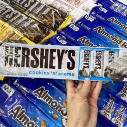 Socola Hershey’s thanh 12 viên (Hershey’s Cookies ‘N’ Creme) 7 socola hersheys thanh 12 vien hersheys cookies n creme ka