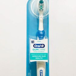 Bàn chải dùng pin Oral-B Gum Care Power Toothbrush (Xanh Dương) 11 ban chai dung pin oral b gum care power toothbrush ki
