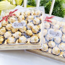 Hộp Socola cao cấp của Mỹ Ferrero Rocher Chocolate Nơ đỏ 24 viên 11 hop socola cao cap cua my ferrero rocher chocolate no do 24 vien kd
