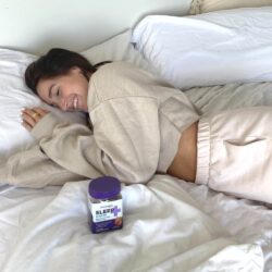 keo deo giup ngu ngon xoa diu tam tri natrol sleep calm 60 vien vi strawberry kg