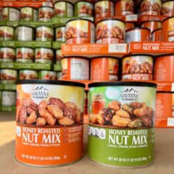 Hạt hỗn hợp vị mật ong Savanna Gourmet Honey Roasted Mix 850g 8 hat hon hop tam mat ong savanna gourmet honey roasted nut mix 850g hop cam kc