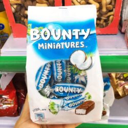 Socola nhân dừa Bounty Miniatures Chocolate 100g 8 socola nhan dua bounty miniatures chocolate 100g kb