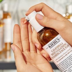 Sữa rửa mặt hoa cúc Kiehl’s Calendula Deep Cleansing Foaming Face Wash 230ml 8 sua rua mat hoa cuc kiehls calendula deep cleansing foaming face wash 500ml kb