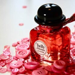 Nước hoa nữ Hermès Twilly Eau Poivree EDP Spray 85ml 9 nuoc hoa nu hermes twilly eau poivree edp spray 85ml kc