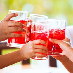 Bột pha nước trái cây Kool-Aid Tropical Punch 2.33kg 13 bot pha nuoc trai cay kool aid tropical punch 2 33kg ka