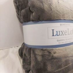 Chăn (mền) Berkshire Luxe Loft Queen Blanket 249cm x 234cm (Gray) 19 chan men berkshire luxe loft queen blanket 249cm x 234cm gray kc