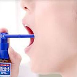 Xịt họng Kobayashi 15ml (Original) 12 xit hong kobayashi 15ml original ke