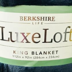 Chăn (mền) Berkshire LuxeLoft King Blanket 284cm x 234cm (Peacock Blue) 6 chan men berkshire luxeloft king blanket 284cm x 234cm peacock blue kb