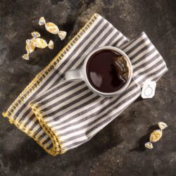 Kẹo Halls thông cổ, mát họng Halls Relief Cherry 30 viên 12 keo halls thong co mat hong halls relief cherry 30 vien 25923 kf