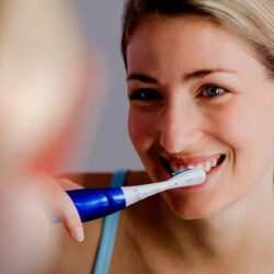 ban chai danh rang dien spinbrush pro clean powered toothbrush soft bristles kb