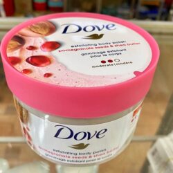 Tẩy tế bào chết Dove Exfoliating Body Polish Pomegranate Seeds & Shea Butter 298g (Slovakia) 6 tay te bao chet dove exfoliating body polish pomegranate seeds shea butter 298g slovakia kd