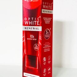 kem danh rang colgate optic white renewal 121g knd