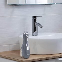 Máy tăm nước cầm tay Waterpik Cordless Advanced Water Flosser (Gray) 17 may tam nuoc cam tay waterpik cordless advanced water flosser gray kf