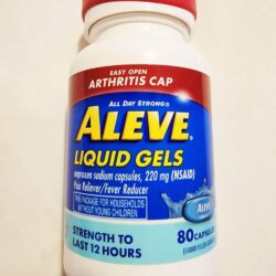 vien uong aleve liquid gels arthritis cap pain reliever naproxen sodium 220mg 80 liquid capsules ka