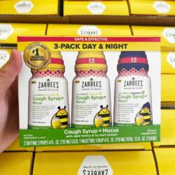 Siro ho cho trẻ 2-6 tuổi Zarbee’s Children’s Cough Syrup + Mucus Day & Night 118ml x3 15 siro ho cho tre 2 6 tuoi zarbees childrens cough syrup mucus day night 118ml x3 kb