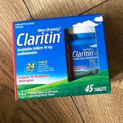 Giảm cảm cúm, sổ mũi Claritin Antihistamine Non-Drowsy Loratadine 10mg 45 viên 7 giam cam cum so mui claritin antihistamine non drowsy loratadine 10mg 45 vien ke