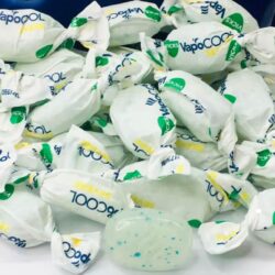 keo ngam thong co vicks vapocool severe winterfrost 200 vien ka