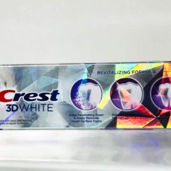 Kem đánh răng Crest 3D White Brilliance Toothpaste 99g 11 kem danh rang crest 3d white brilliance toothpaste 99g kkb