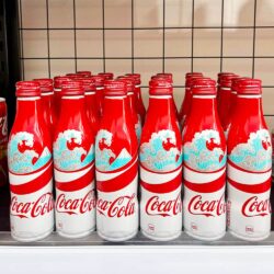 Coca Nhật Coca-Cola Special Edition Japan 250ml Thùng 30 chai 6 coca nhat coca cola special edition japan 250ml thung 30 chai kb