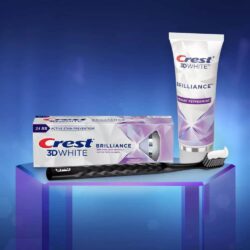 Kem đánh răng Crest 3D White Brilliance Toothpaste 99g (Lốc 3 tuýp) 8 kem danh rang crest 3d white brilliance toothpaste 99g loc 3 tuyp kc