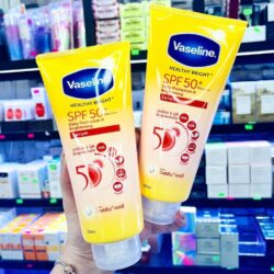 Tinh chất dưỡng thể chống nắng Vaseline Healthy Bright SPF50+ PA++++ Serum 320ml 8 tinh chat duong the chong nang vaseline healthy bright spf50 pa serum 320ml kc