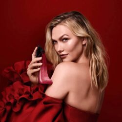 Nước hoa nữ Very Good Girl Carolina Herrera Glam Eau de Parfum 80ml 9 nuoc hoa nu very good girl carolina herrera glam eau de parfum 80ml kd