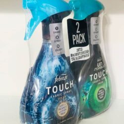 Nước xịt thơm quần áo Febreze UnStopables Touch Fabric Spray 800ml x2 (Hương Ocean + Fresh) 12 nuoc xit thom quan ao febreze unstopables touch fabric spray 800ml x2 huong ocean fresh kc