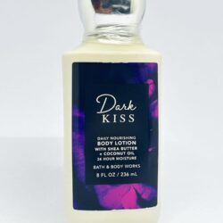 Sữa dưỡng thể Bath & Body Works Body Lotion Daily Nourishing Dark Kiss 236ml 5 sua duong the bath body works body lotion daily nourishing dark kiss 236ml 170625 ka