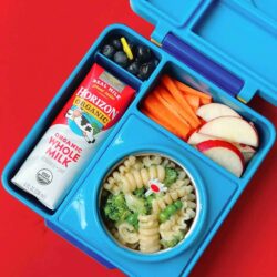 sua tuoi nguyen kem dang nuoc horizon organic whole milk 236ml x18 hop kh