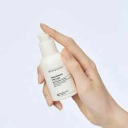 tinh chat duong trang cang bong da boom de ah dah niacinamide ampoule 50ml ke