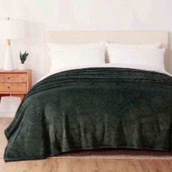 chan men berkshire luxe loft queen blanket 249cm x 234cm green kc