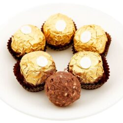 Socola Ferrero Rocher Chocolate 30 viên (Đức) 11 socola ferrero rocher chocolate 30 vien duc ke