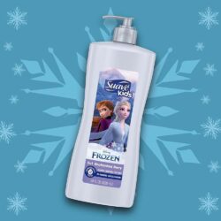 sua tam goi xa cho be suave kids 3in1 enchanted berry frozen 828ml kc