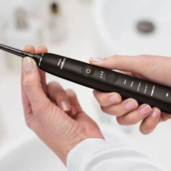 Bàn chải đánh răng điện Philips Sonicare DiamondClean Smart Electric Black 9500 14 ban chai danh rang dien philips sonicare diamondclean smart electric black 9500 kf