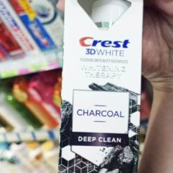 kem danh rang than hoat tinh crest 3d white whitening therapy charcoal invigorating mint 99g 230324 ka