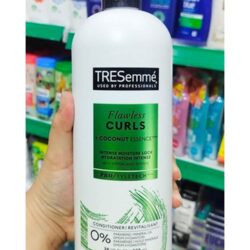 Dầu xả dành cho tóc uốn TRESemme Flawless Curls Conditioner 828ml 6 dau xa danh cho toc uon tresemme flawless curls conditioner 828ml 040624 ka