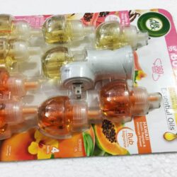 Bộ tinh dầu thơm cắm điện Air Wick Vanilla & Pink Papaya+ Hawaiian Essential Oil 1 Warmer + 9 Scented Oil Refills 10 bo tinh dau thom cam dien air wick vanilla pink papaya hawaiian essential oil 1 warmer 9 scented oil refills 120924 kc