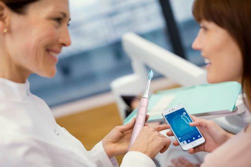 Bàn chải đánh răng điện Philips Sonicare DiamondClean Smart Electric Pink 9500 11 ban chai danh rang dien philips sonicare diamondclean smart electric pink 9500 011124 kf