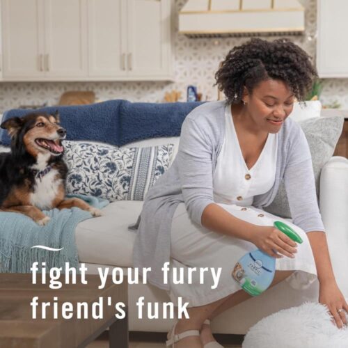 Nước xịt thơm quần áo Febreze Fabric Pet Odor Fighter 500ml 12 nuoc xit thom quan ao febreze fabric pet odor fighter 500ml 020825 kc