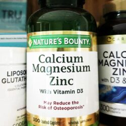 Viên uống bổ sung canxi magie và kẽm từ Nature’s Bounty Calcium Magnesium Zinc 300 viên 4 vien uong bo sung canxi magie va kem tu natures bounty calcium magnesium zinc 300 vien 300925 ka