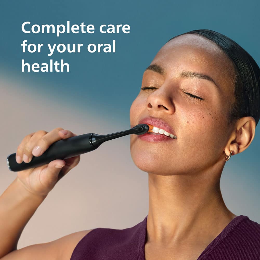 Bàn chải đánh răng điện Philips Sonicare DiamondClean Rechargeable Toothbrush 2 cái (Black, White RoseGold) - Ảnh 7